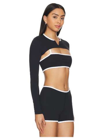 Good Vibrations Curve Contour Scoop Neck Activewear Top in Muse brown