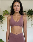 Nubyen Lleida Wickel-Sport-BH mit V-Ausschnitt