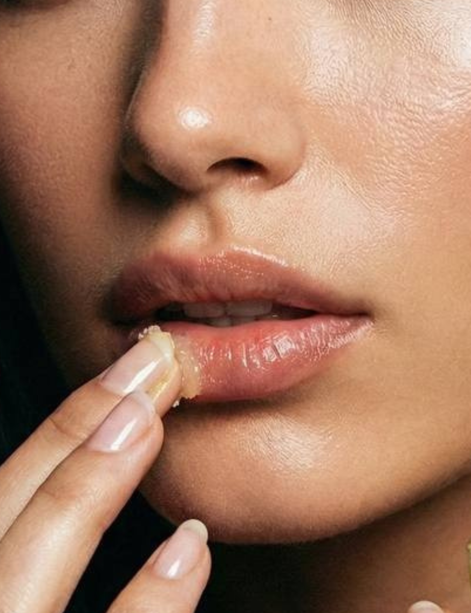 Nubyen Plumping Lip Filá & Defining Scrub