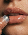 Achieve instant volume with Nubyen Lip Plumping Oil – enriched with marine collagen and AHAs for hydrated, plump lips.