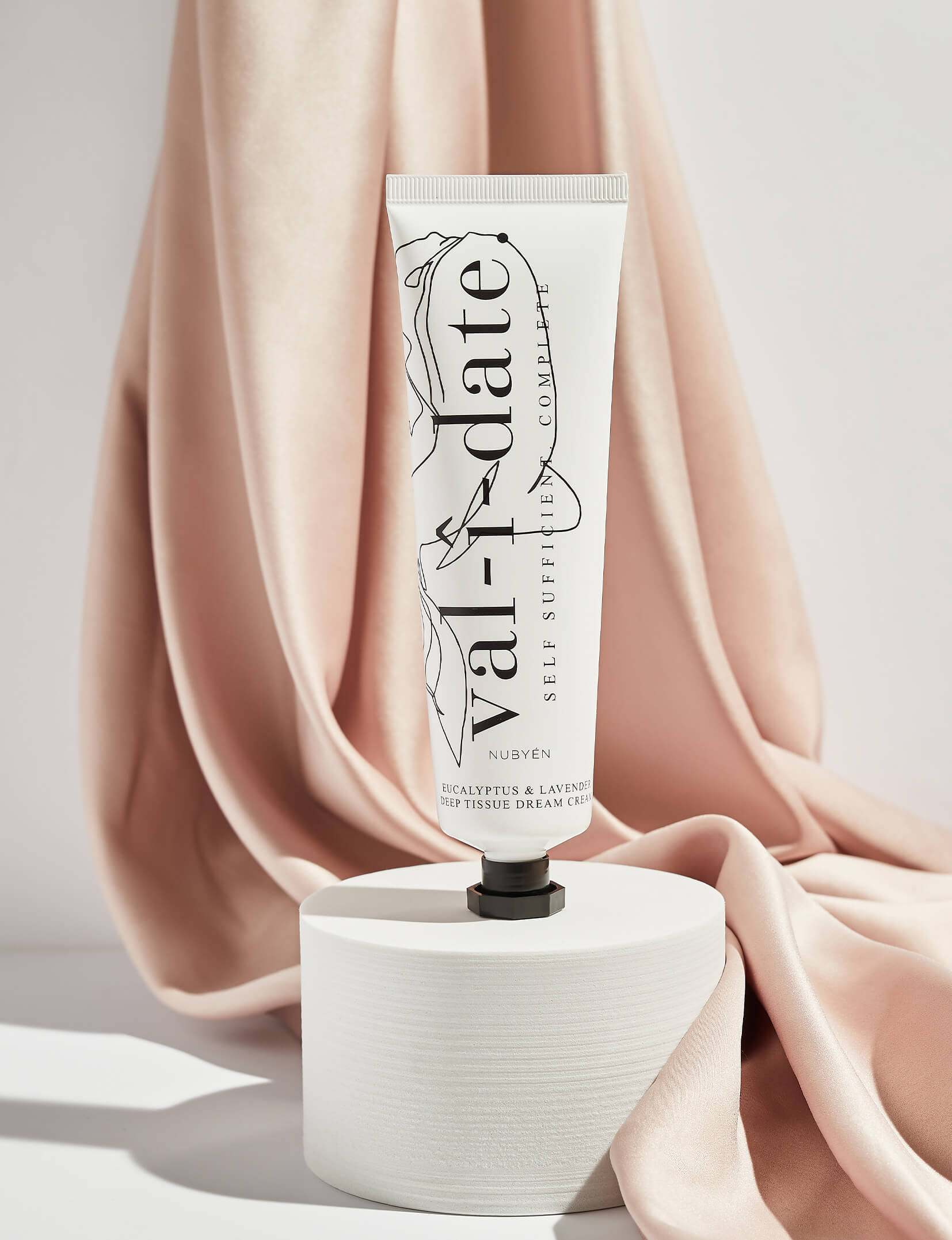 Nubyén Val-î-date Eucalyptus & Lavender Deep Tissue Dream Cream - Soothing moisturizer for muscle tension relief and post-workout recovery. Enriched with natural ingredients like Manuka honey, grape-seed oil, and eucalyptus to brighten, hydrate, and soothe. Vegan, cruelty-free, and sustainable
