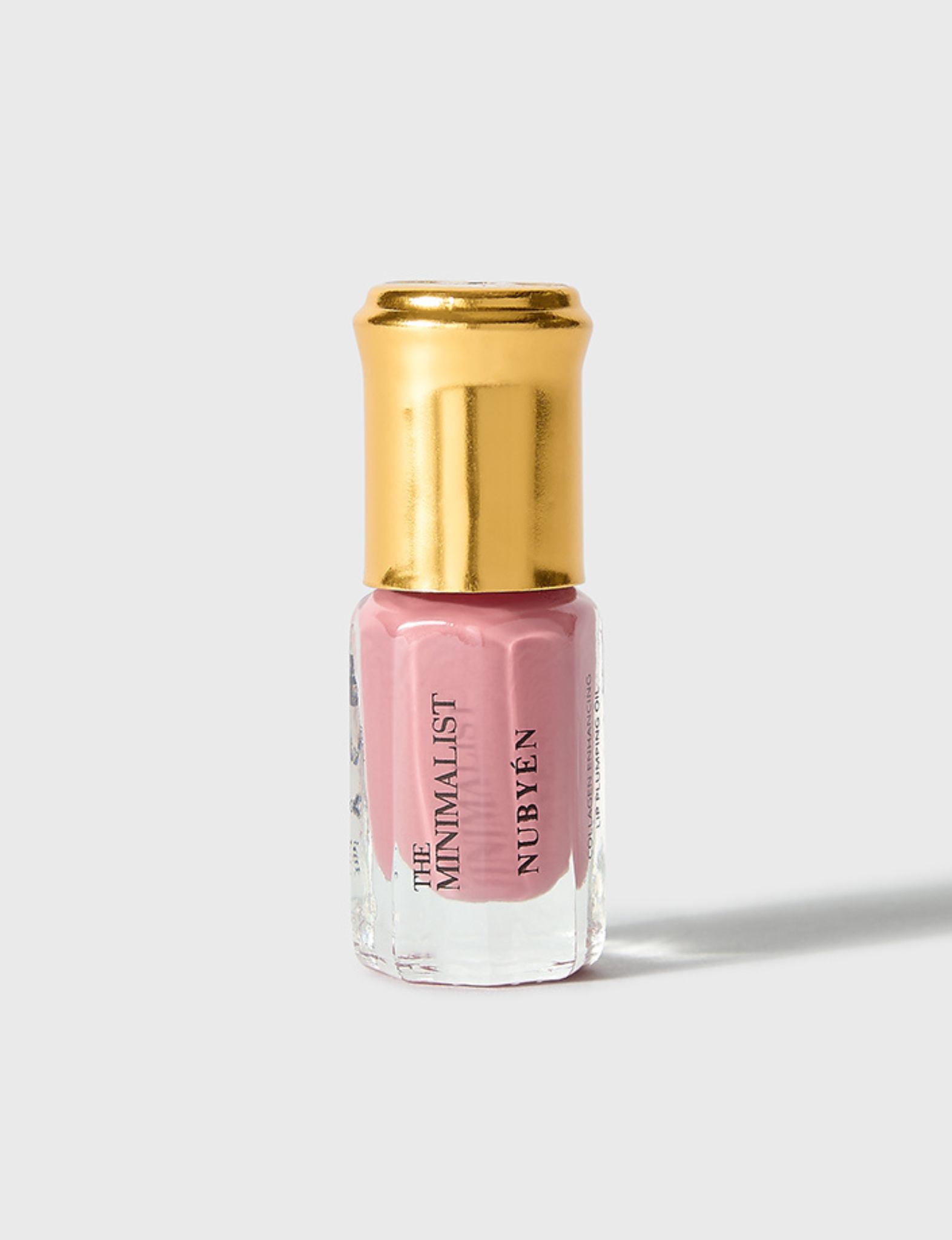 Achieve instant volume with Nubyen Lip Plumping Oil – enriched with marine collagen and AHAs for hydrated, plump lips.