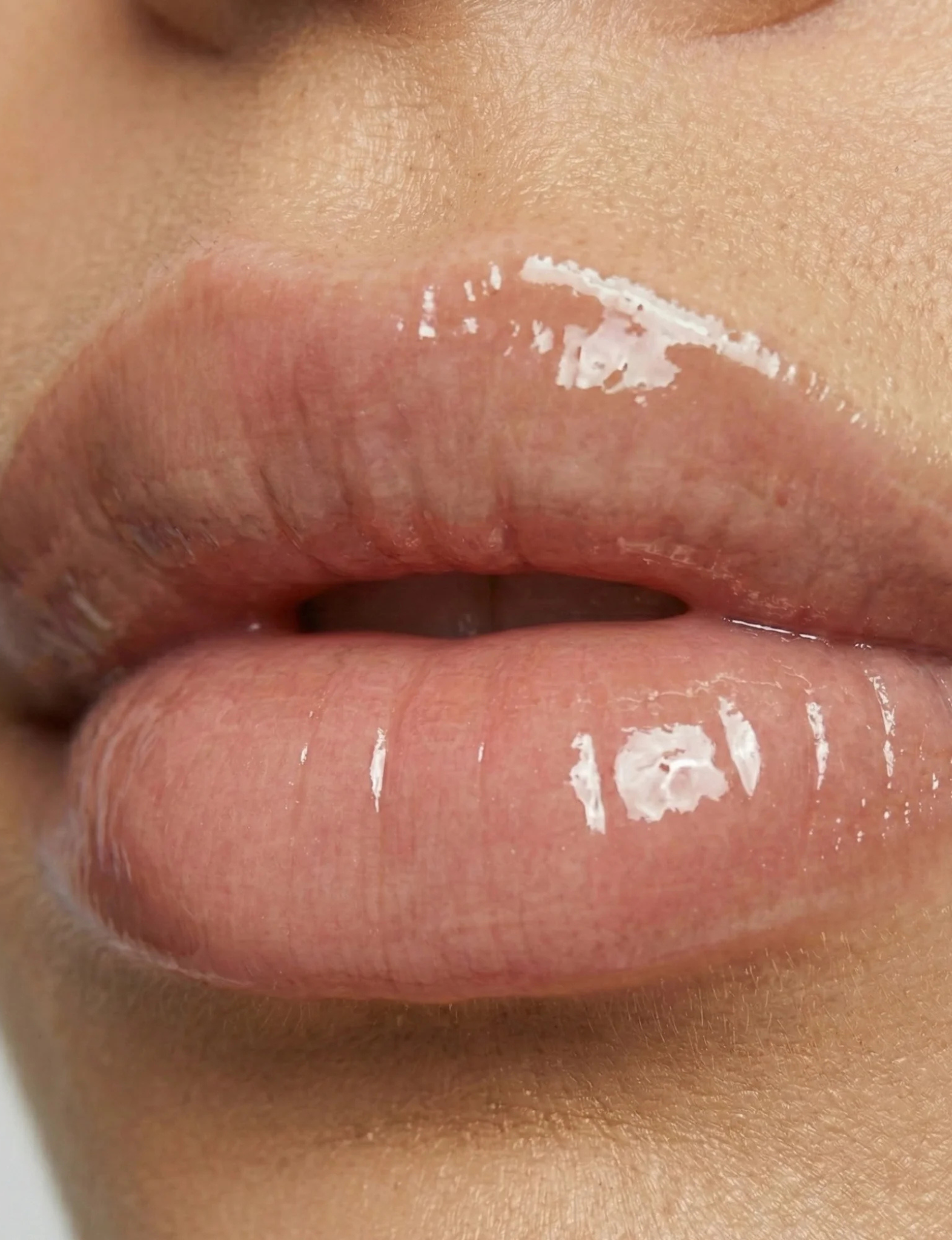 Nubyén Nude Lip Plumping Augmentation Gloss