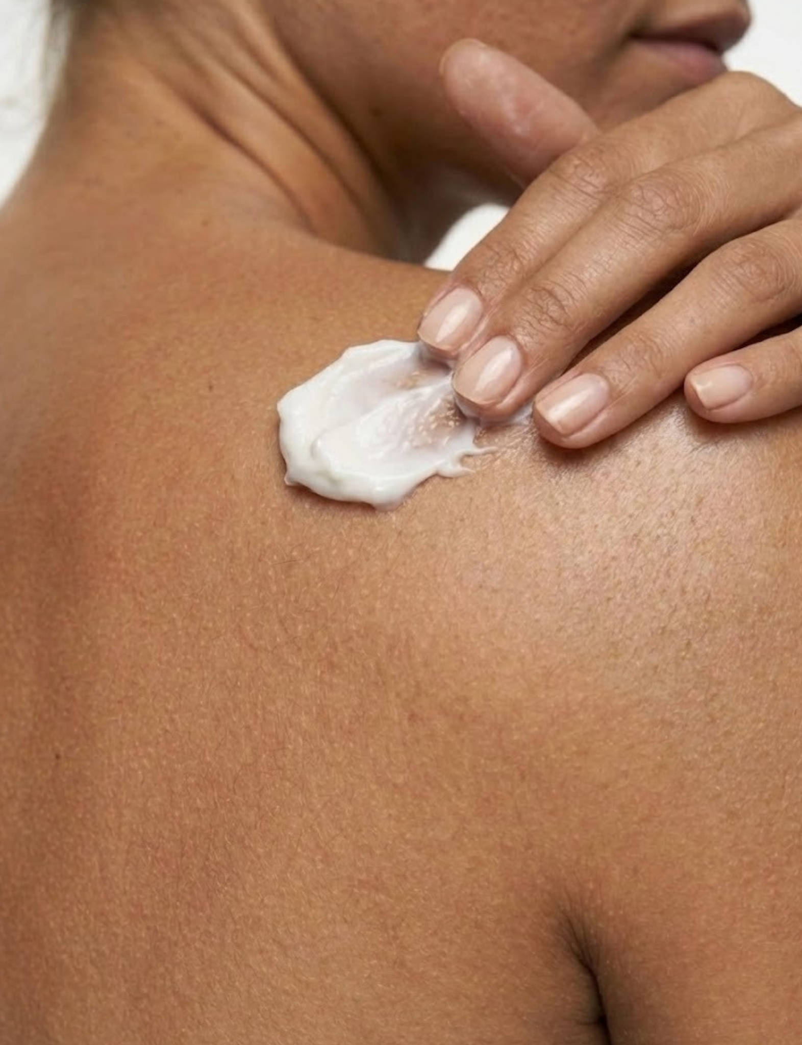 skincare, nubyenbeauty, skincare routine, best makeup, clean skincare products, clean cosmetics, vegan cosmetics, best vegan cosmetics, charlotte tilbury, glowing skin, antiaging skincare, best highlighter,validate nubyen, wellness healthy skin, revolve beauty, cosmetics for acne, dewy makeup, natural  skincare, highlighter   Nubyen Val-î-date best-selling lipid freeze moisturizer, Nubyen Best selling wellness cream, Nubyen Revove beauty, Nubyen Net a porter, sephora, charlotte tilbury, netaporter