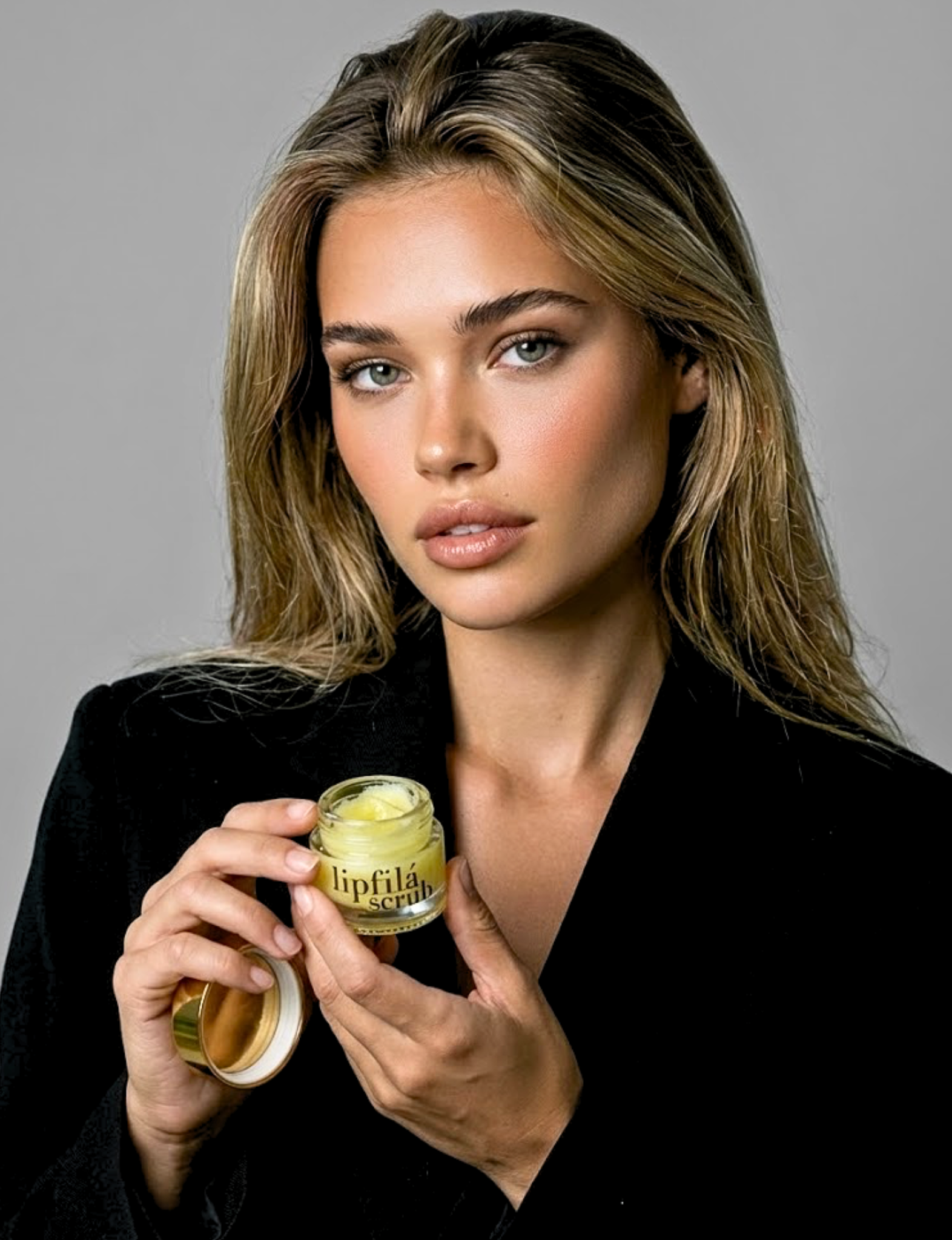 Nubyen Lip Filá Defining Lip Plumping Scrub