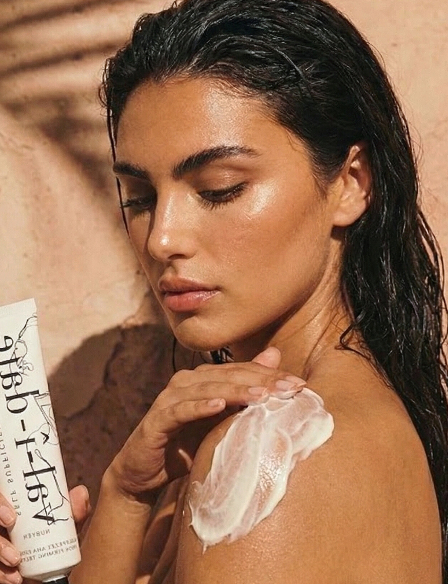 skincare, nubyenbeauty, skincare routine, best makeup, clean skincare products, clean cosmetics, vegan cosmetics, best vegan cosmetics, charlotte tilbury, glowing skin, antiaging skincare, best highlighter,validate nubyen, wellness healthy skin, revolve beauty, cosmetics for acne, dewy makeup, natural  skincare, highlighter   Nubyen Val-î-date best-selling lipid freeze moisturizer, Nubyen Best selling wellness cream, Nubyen Revove beauty, Nubyen Net a porter, sephora, charlotte tilbury, netaporter