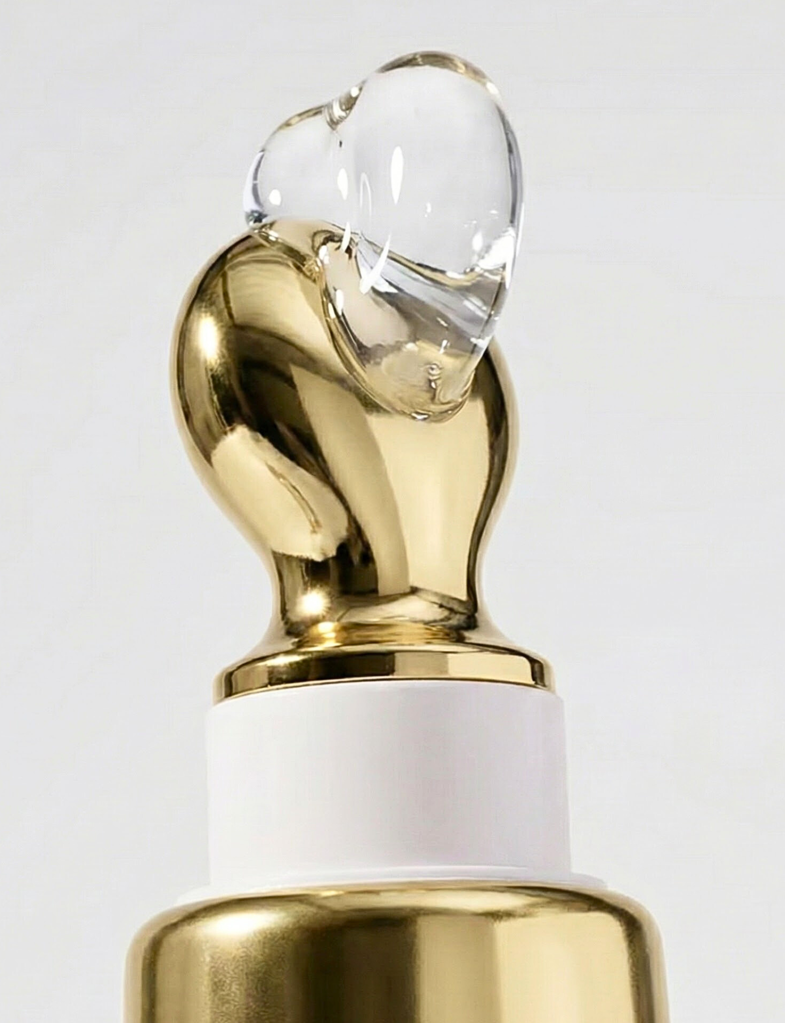 Lip Fila Silk Nubyén Nude Lip Plumping Augmentation Gloss -best safe, reversible lip plumper and a natural alternative to fillers for fuller lips.