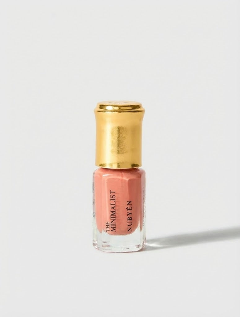 Achieve instant volume with Nubyen Lip Plumping Oil – enriched with marine collagen and AHAs for hydrated, plump lips.