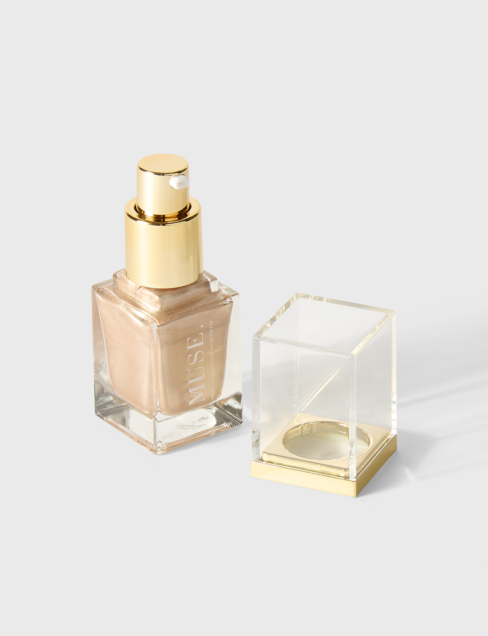 Enhance your natural glow with Nubyen Muse Papaya Fruit Illuminating Skin Highlighter. This water-based, highly pigmented serum brightens and rejuvenates skin with papaya extract, vitamin E, and pearlescent pigments. Perfect for face and body, it delivers a luminous, dewy finish for a flawless complexion