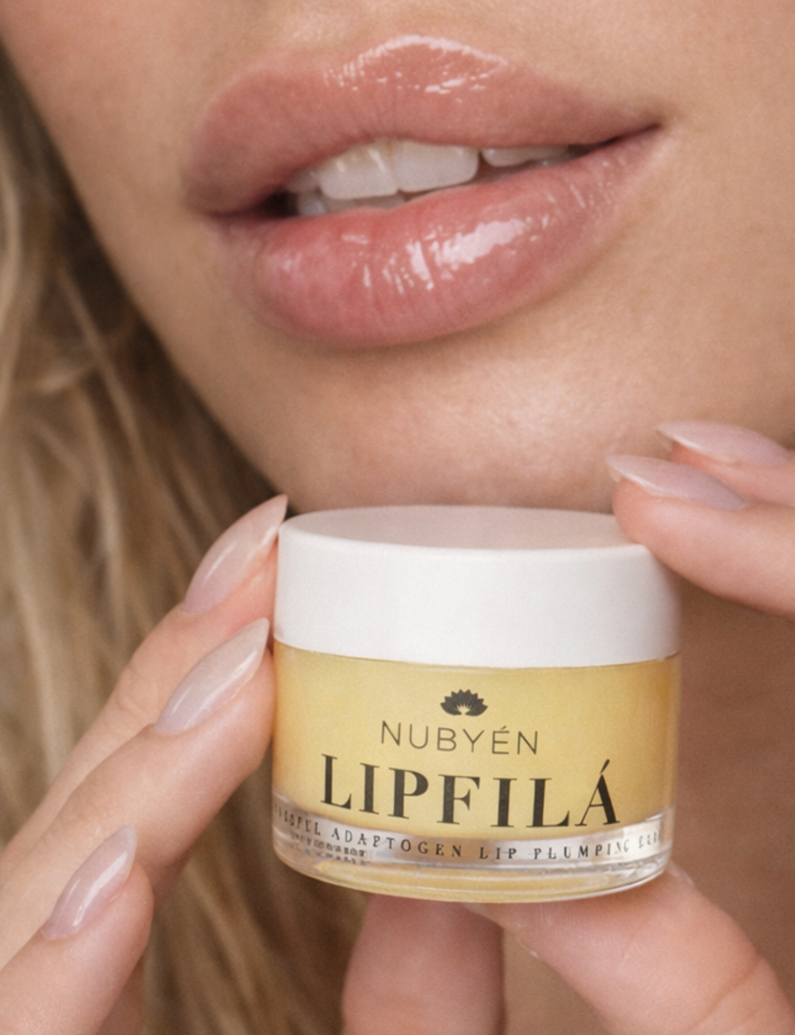 Medical-led nude lip plumper by Nubyen delivering long-lasting hydration, soft shine, and naturally fuller-looking lips