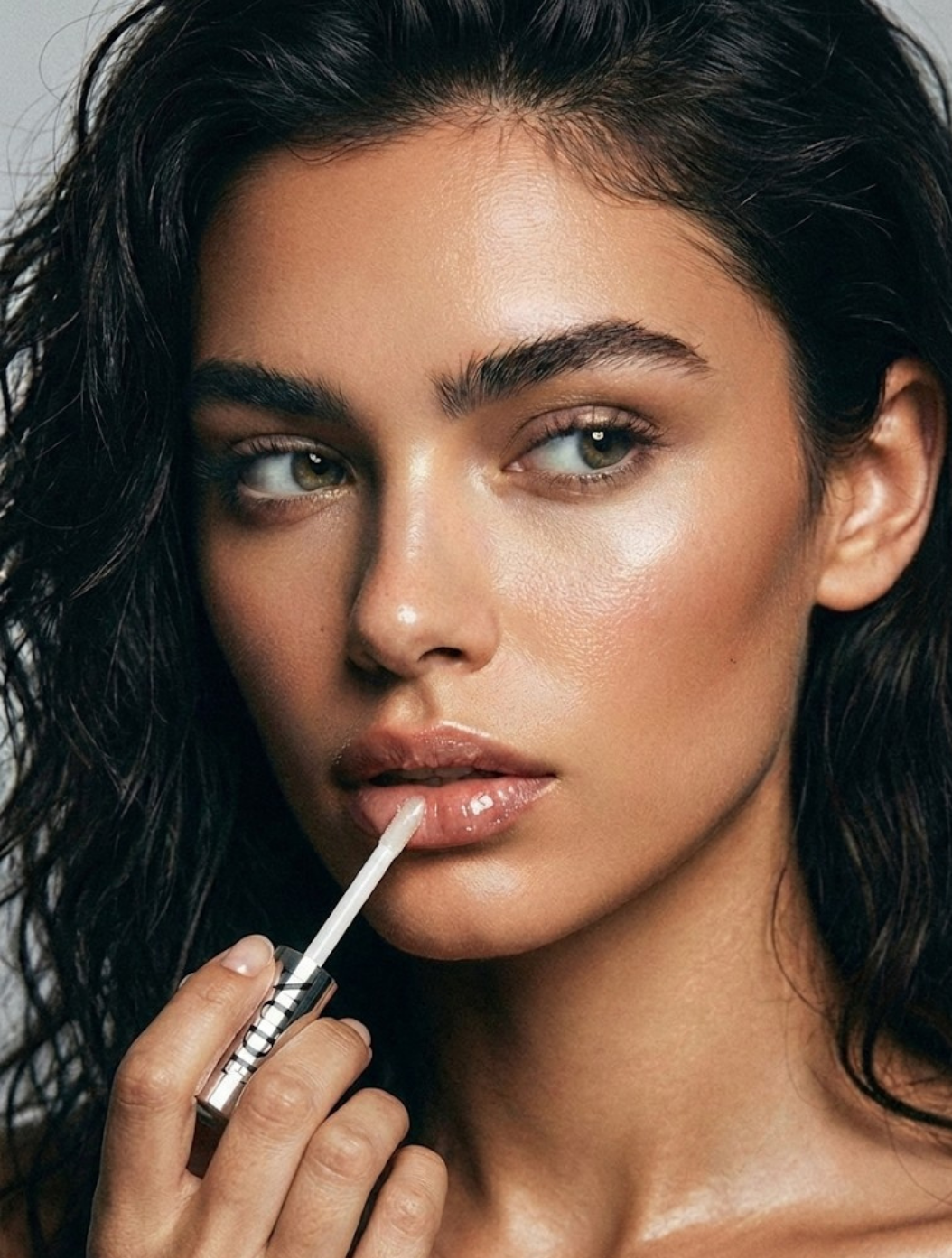 Nubyén Nude Lip Plumping Augmentation Gloss -best safe, reversible lip plumper and a natural alternative to fillers for fuller lips.