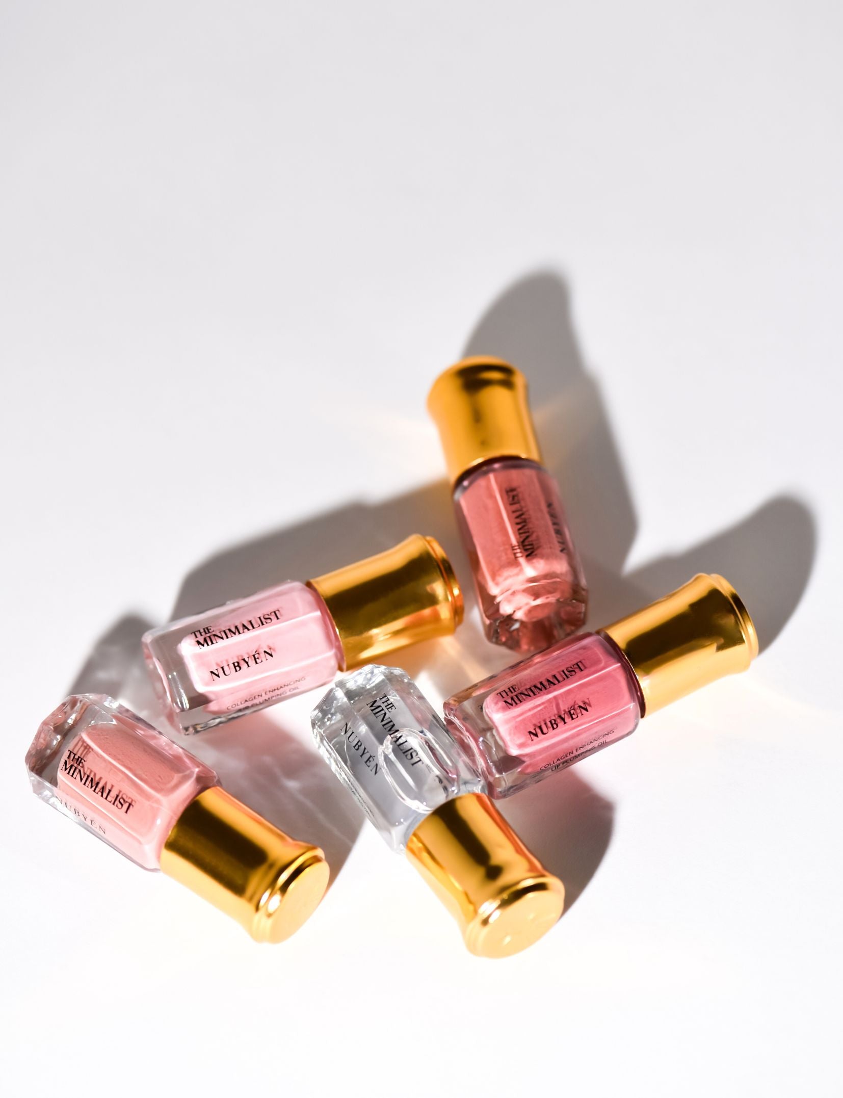 Achieve instant volume with Nubyen Lip Plumping Oil – enriched with marine collagen and AHAs for hydrated, plump lips.