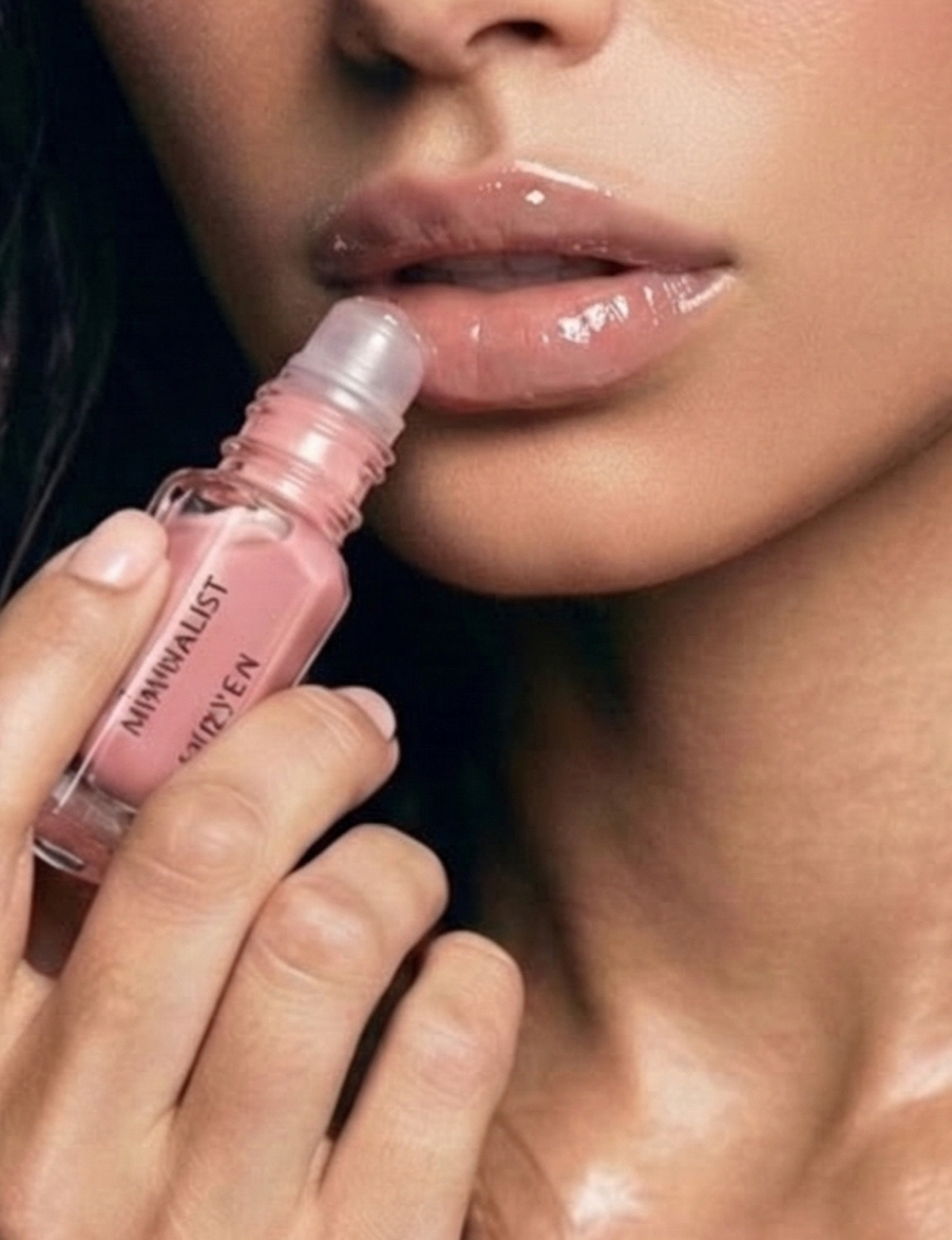 Achieve instant volume with Nubyen Lip Plumping Oil – enriched with marine collagen and AHAs for hydrated, plump lips.