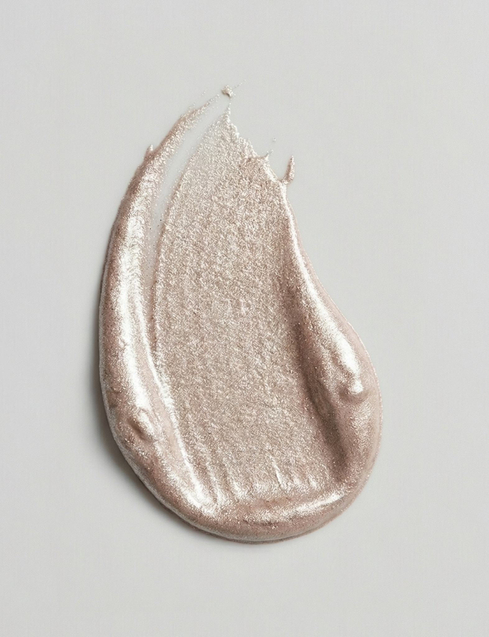 Enhance your natural glow with Nubyen Muse Papaya Fruit Illuminating Skin Highlighter. This water-based, highly pigmented serum brightens and rejuvenates skin with papaya extract, vitamin E, and pearlescent pigments. Perfect for face and body, it delivers a luminous, dewy finish for a flawless complexion