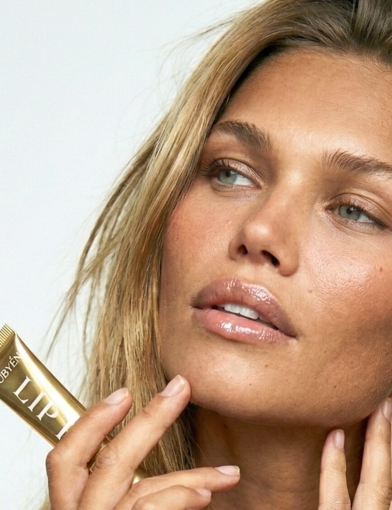 Lip Fila Silk Nubyén Nude Lip Plumping Augmentation Gloss -best safe, reversible lip plumper and a natural alternative to fillers for fuller lips.