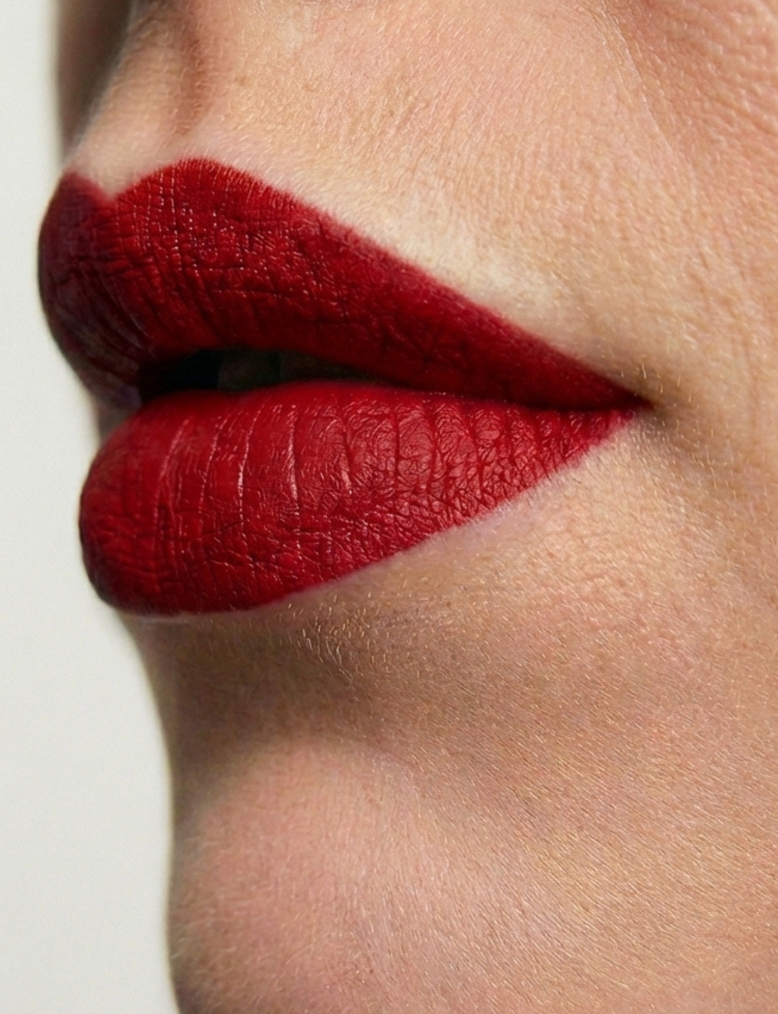 Nubyén Lip Prosperity Plumping Matte Lipstick – A luxurious matte lipstick that plumps, hydrates, and enhances lip volume naturally. Infused with nourishing ingredients like hyaluronic acid and cinnamon, it delivers bold, long-lasting color while keeping lips smooth and moisturized. 100% vegan, cruelty-free, and free from parabens and sulfates, this lipstick is perfect for fuller, healthier-looking lips. Created by medical professionals, it combines beauty and science for confident, radiant results