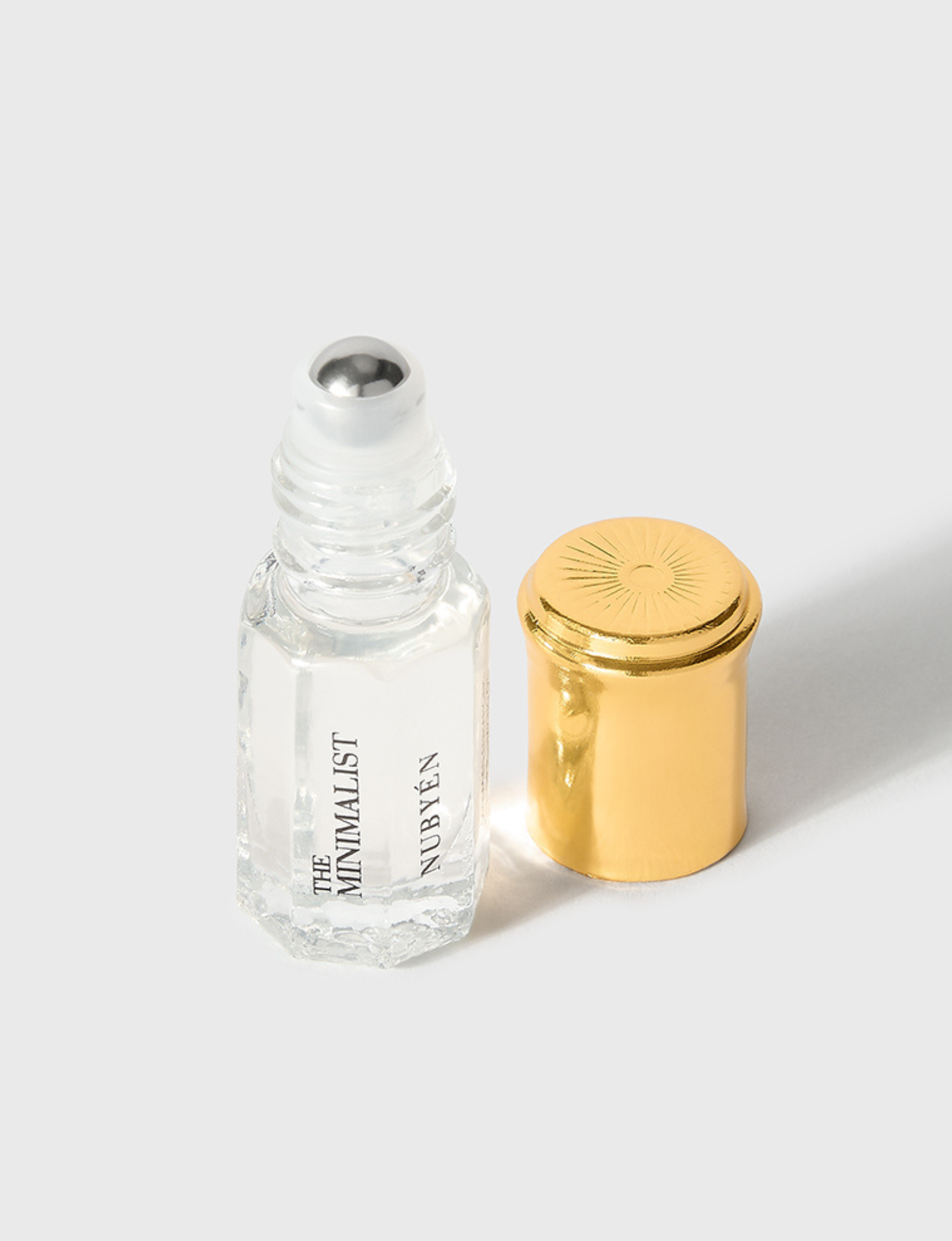 Achieve instant volume with Nubyen Lip Plumping Oil – enriched with marine collagen and AHAs for hydrated, plump lips.