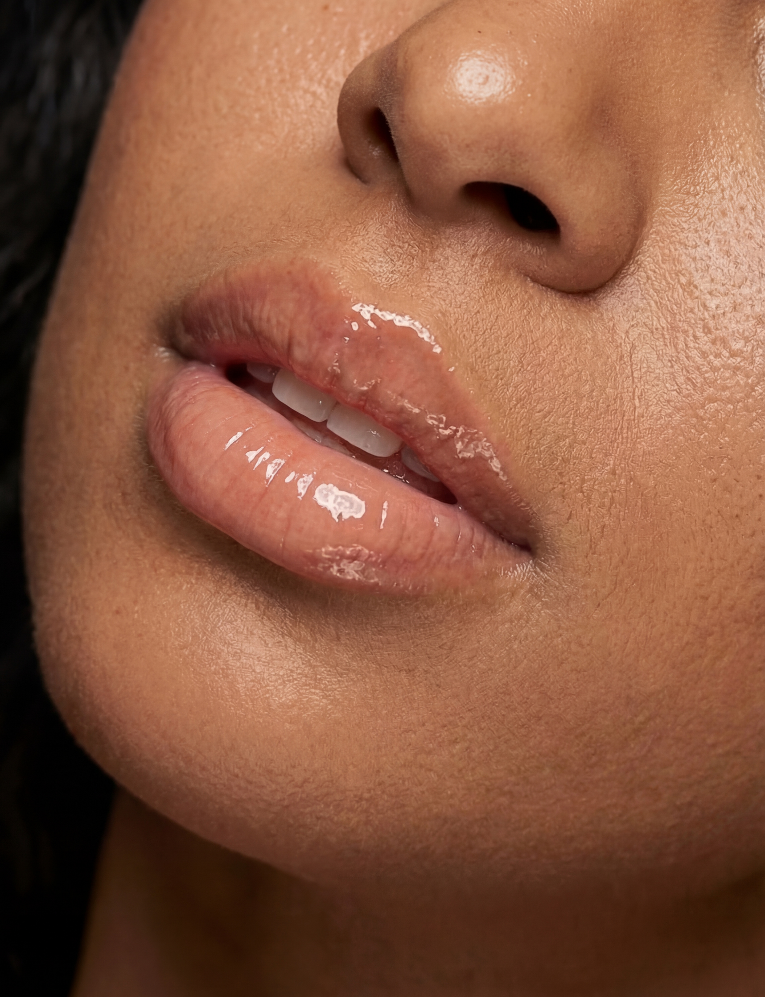 Nubyen lip plumper, best lip plumper, lip plumping gloss, nubyen lip plumping balm, lip plumping balm, This Lip plumping gloss Nubyen Nude, its our best selling vegan and cruelty free gloss for fuller lips instantly, has natural ingredients such as collagen &amp; hyaluronic acid, best lip plumping lipgloss, best lip plumper, lip filler, full lips, lip injections, to faced lip injection, nubyen nude , nubyen lip fila, nubyen lip plumping balm , lip fila, tinted lip plumping elixir, nubyen nude , refy, sephora,