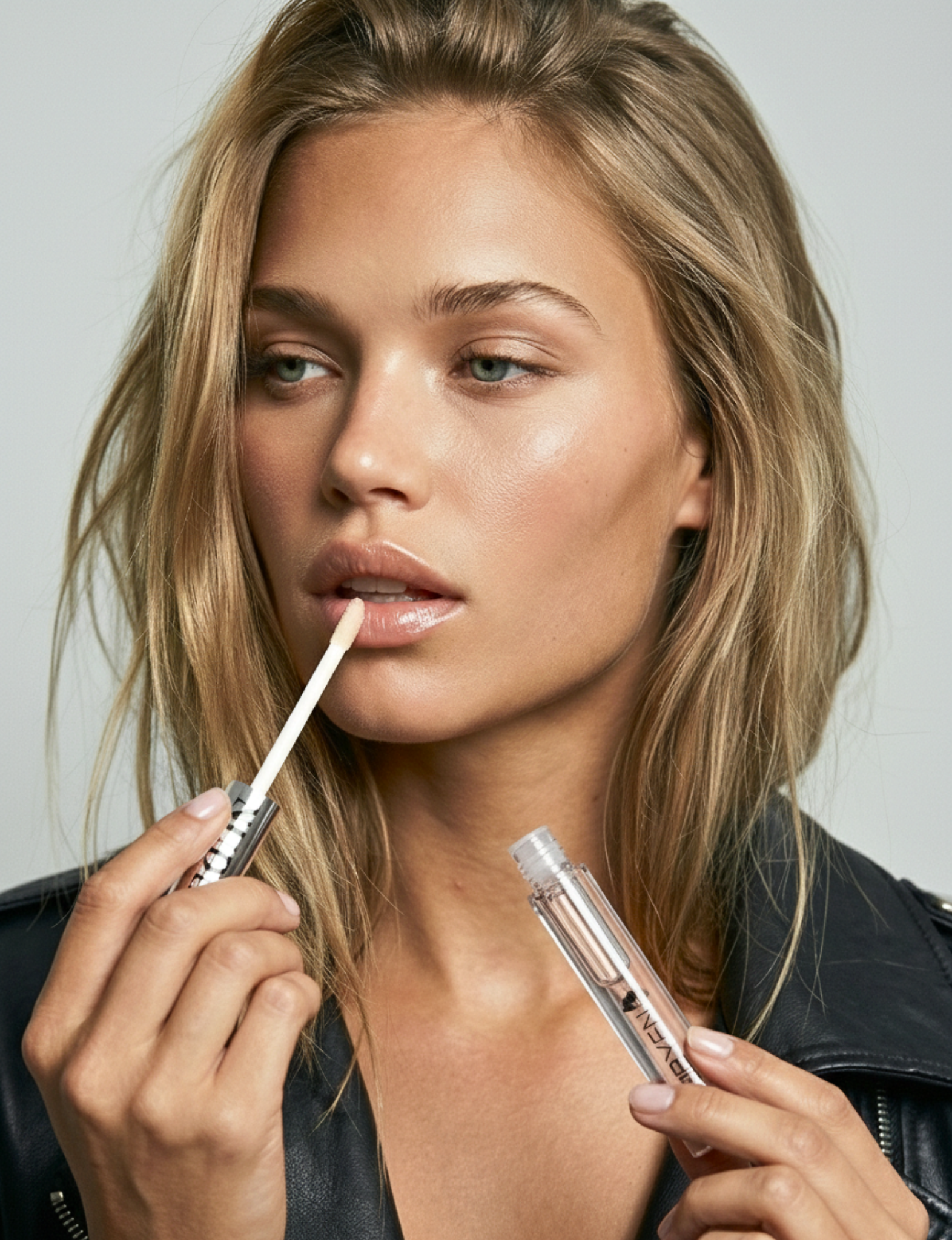 Nubyén Nude Lip Plumping Augmentation Gloss -best safe, reversible lip plumper and a natural alternative to fillers for fuller lips.