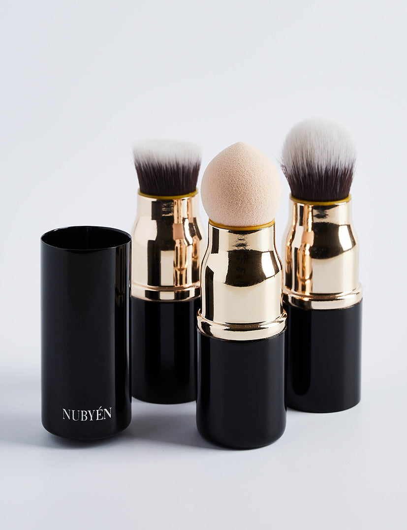 Nubyen Minimalist Vegan 3-in-1 Face Brush, ultra-soft and sustainable, for flawless foundation, setting powder, and contour application. Compact, eco-friendly makeup tool, cruelty-free and vegan.